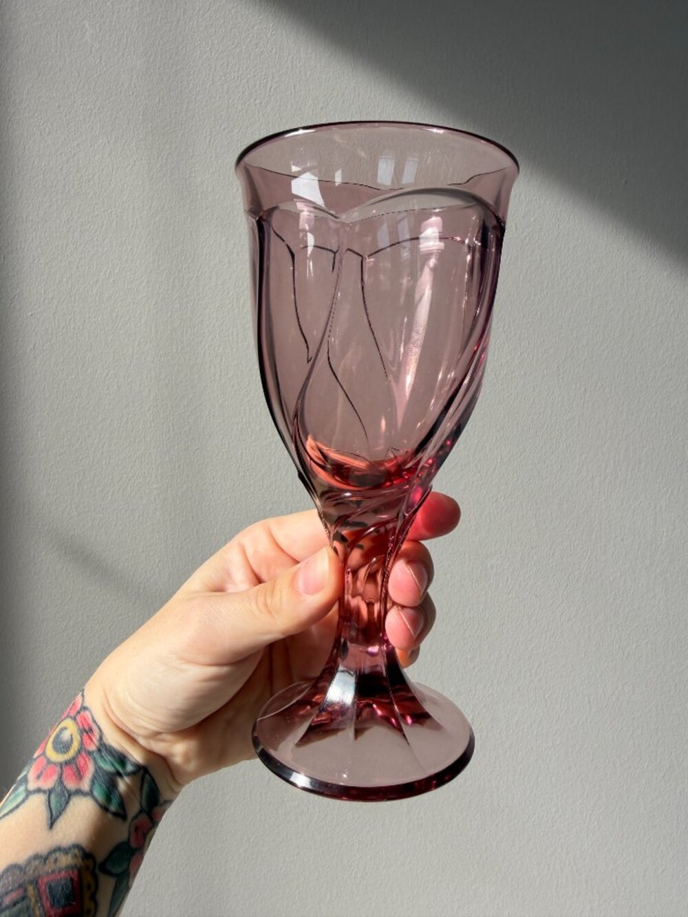 3/$30 🌟 Lovely Vintage Noritake Sweet Swirl Cranberry Glass - Picture 7 of 7